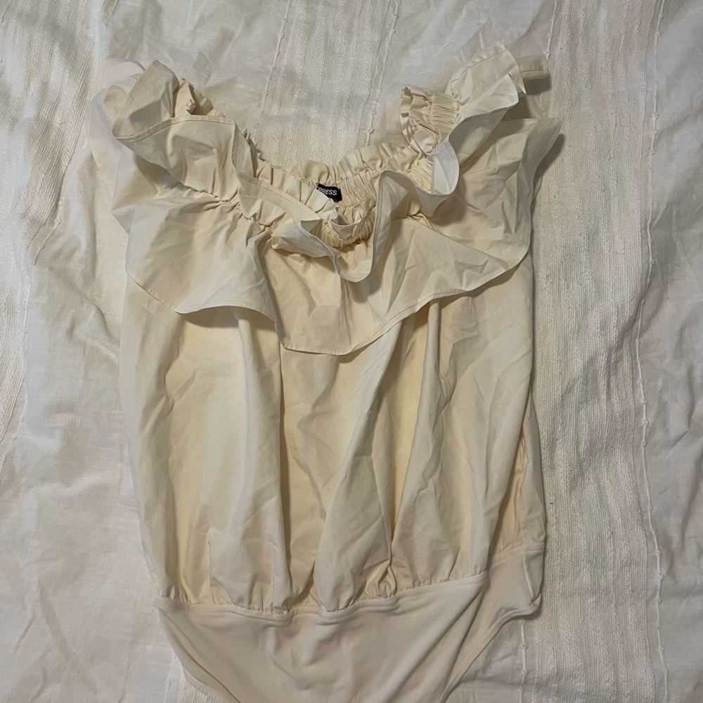 Express Cream Ruffle Off-Shoulder Bodysuit - Picture 3 of 3